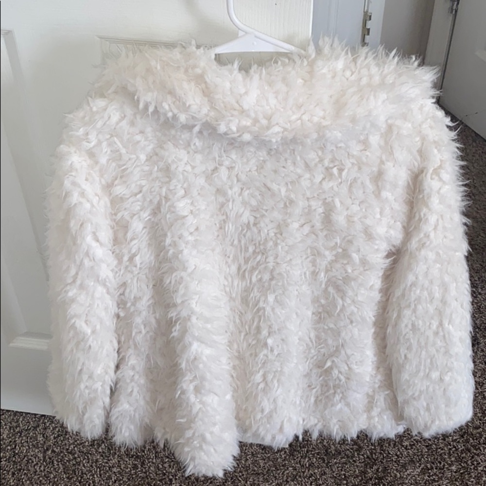 Fuzzy jacket - Picture 3 of 4